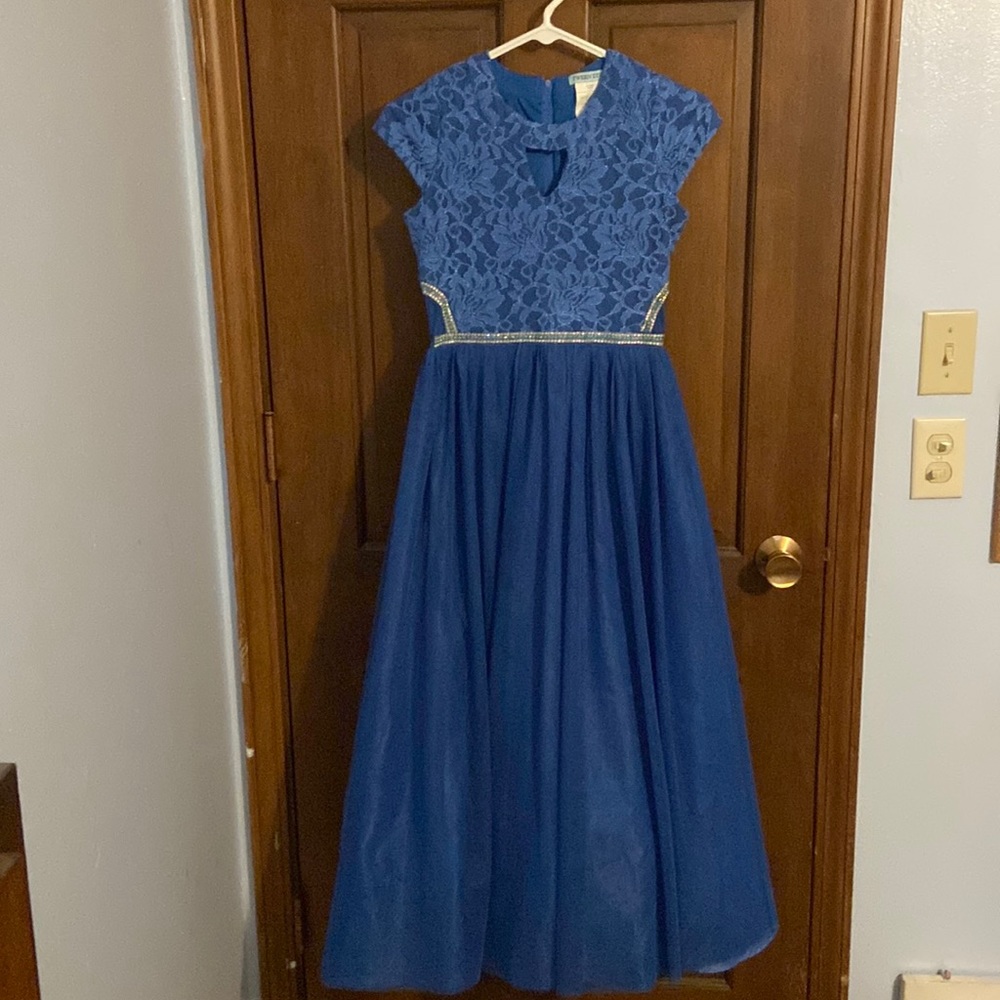 Tween Diva formal blue dress